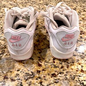 Girls Nike Air Max shoes